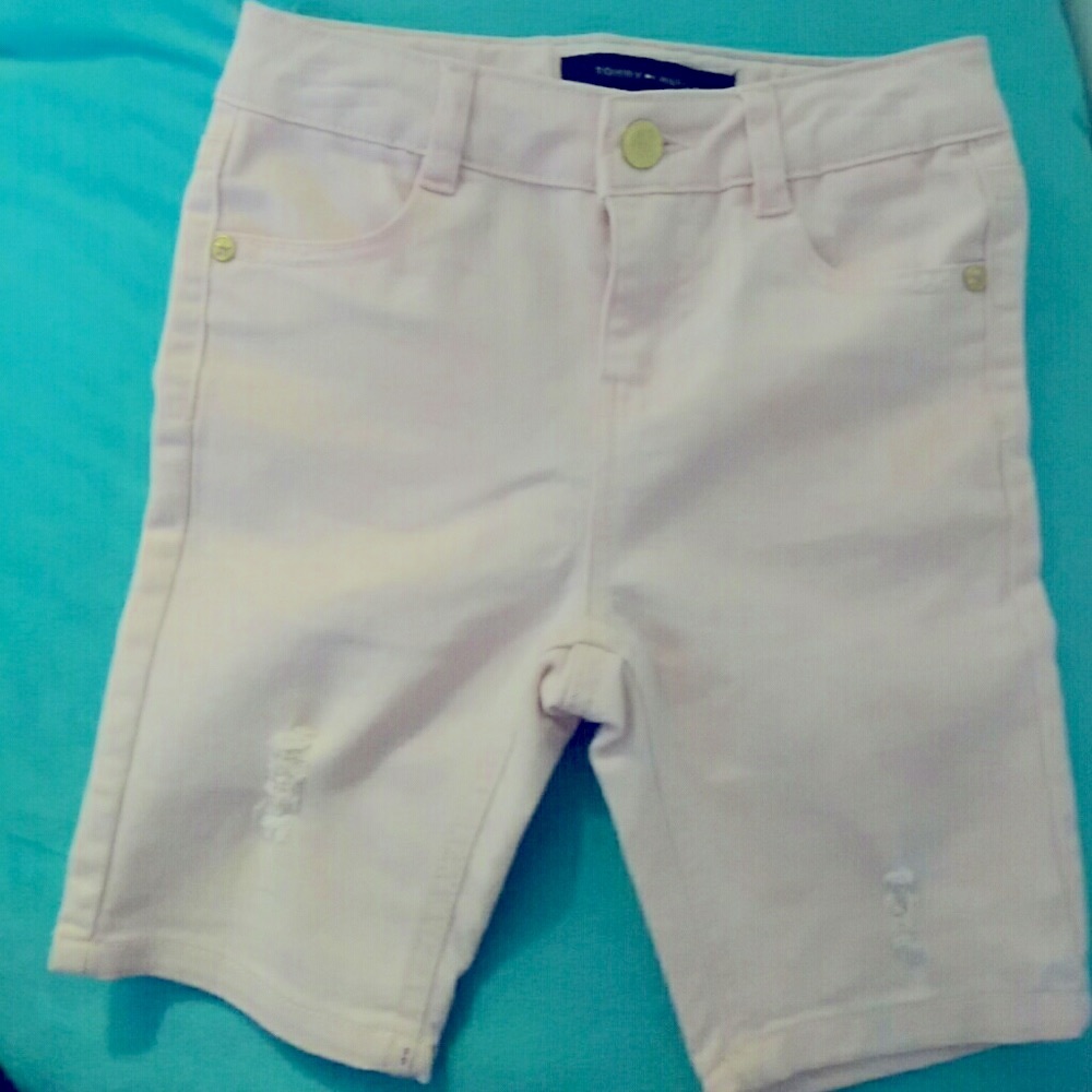 Distressed Tommy Hilfiger Bermuda shorts